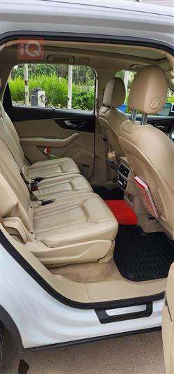 اودي Q7